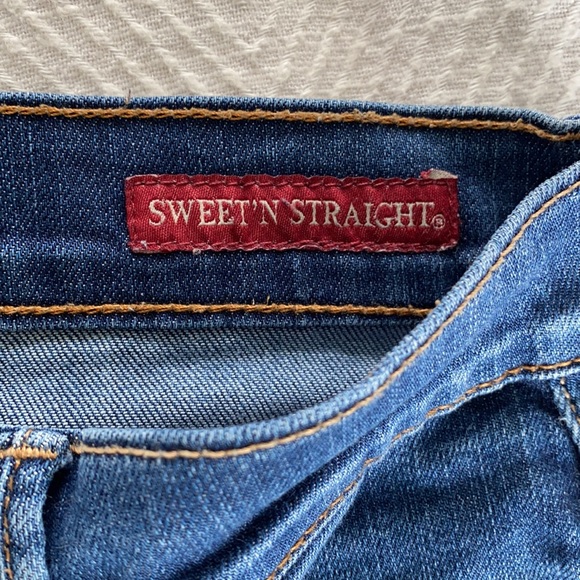 Lucky Brand Sweet’n Straight jeans - Picture 3 of 9